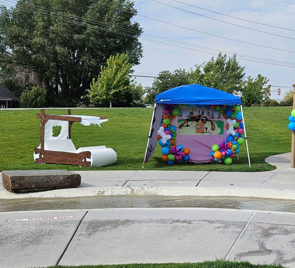 Flintstones Party Decor