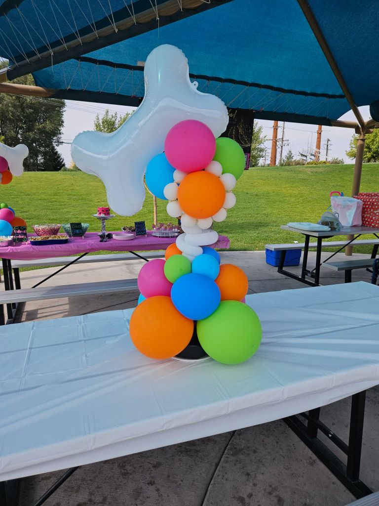 Flintstones Balloon Centerpiece