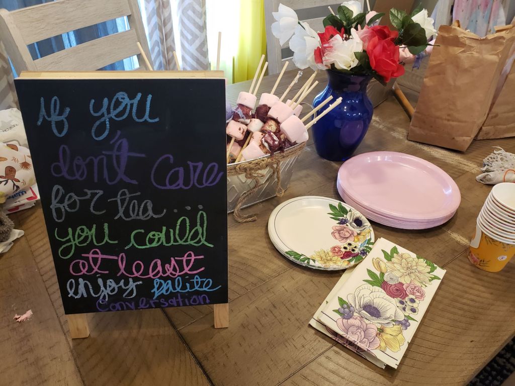 Alice in Wonderland Decor