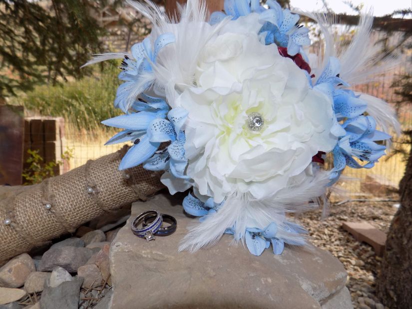 Blue and white feather bouquet